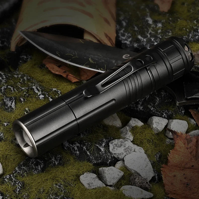 JIASHUAIXIN New XHP50 Zoom Type-C Charging Compact and Lightweight Pen Clip Strong Light M09 Tactical Flashlight
