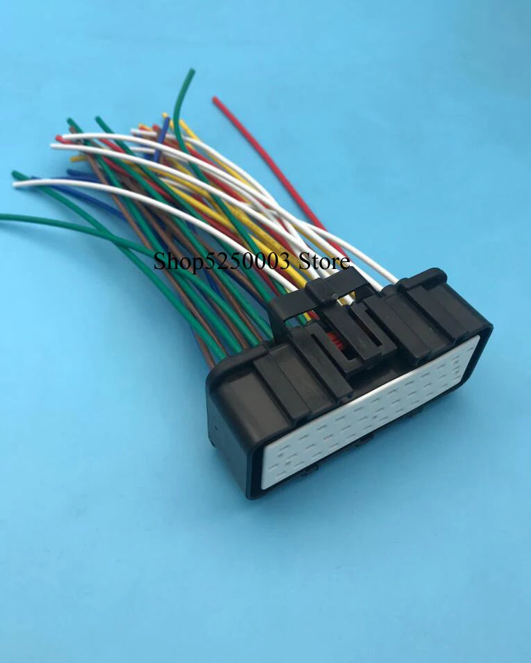 36-pin / way ECU connector Amp 344111-1 344112-1 with terminal 175104